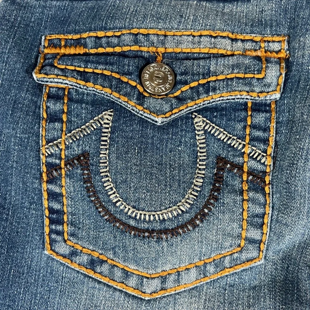 True Religion Joey Big T Flare Jeans‎ Medium Wash Blue Denim Size 34